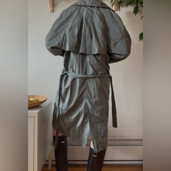 Vintage Decade Lightweight Trench Coat – Oversized Fit - Picture 2 of 6